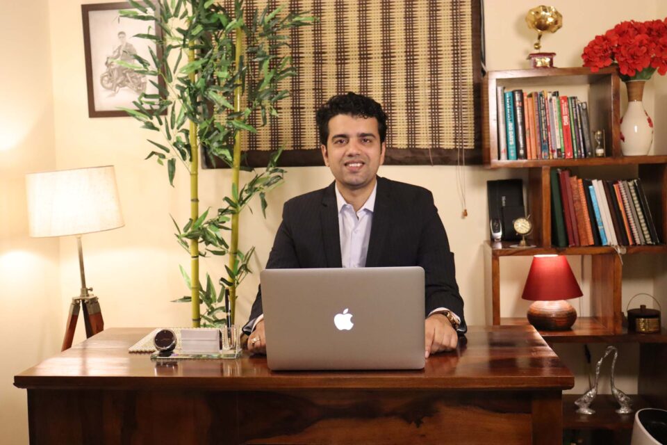 Life Coach Himanshu Gaur shares his journey as an entrepreneur and the 3 Stages to succeed